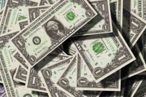 Wedding Contingency Fund: How Much Cushion Should You Keep?